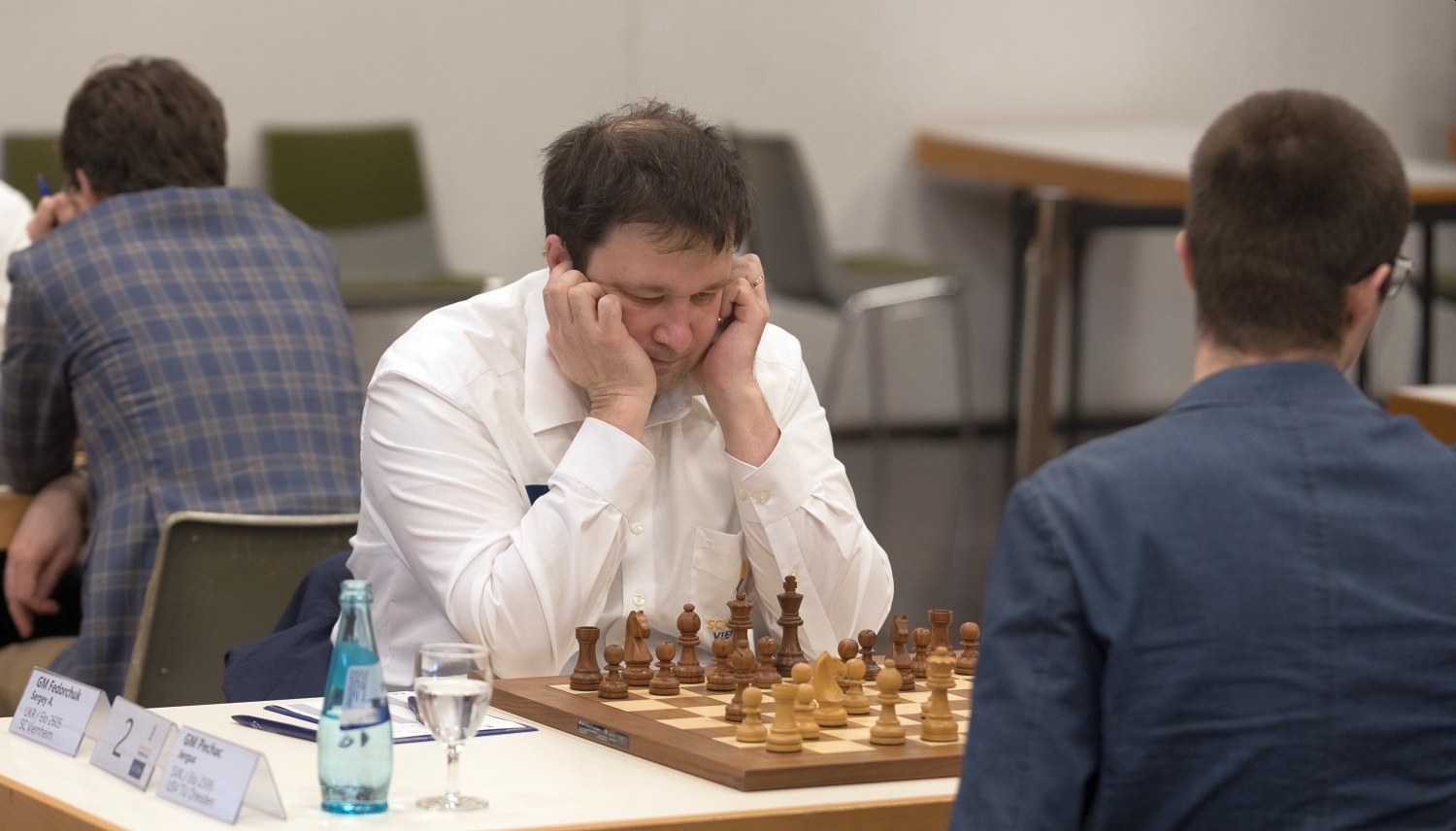 Erfolg am Schachbrett trotz schwieriger Umstände: Viernheims in Frankreich lebender, ukrainischer Großmeister Sergey Fedorchuk | Foto: Bernhard Kreutzer