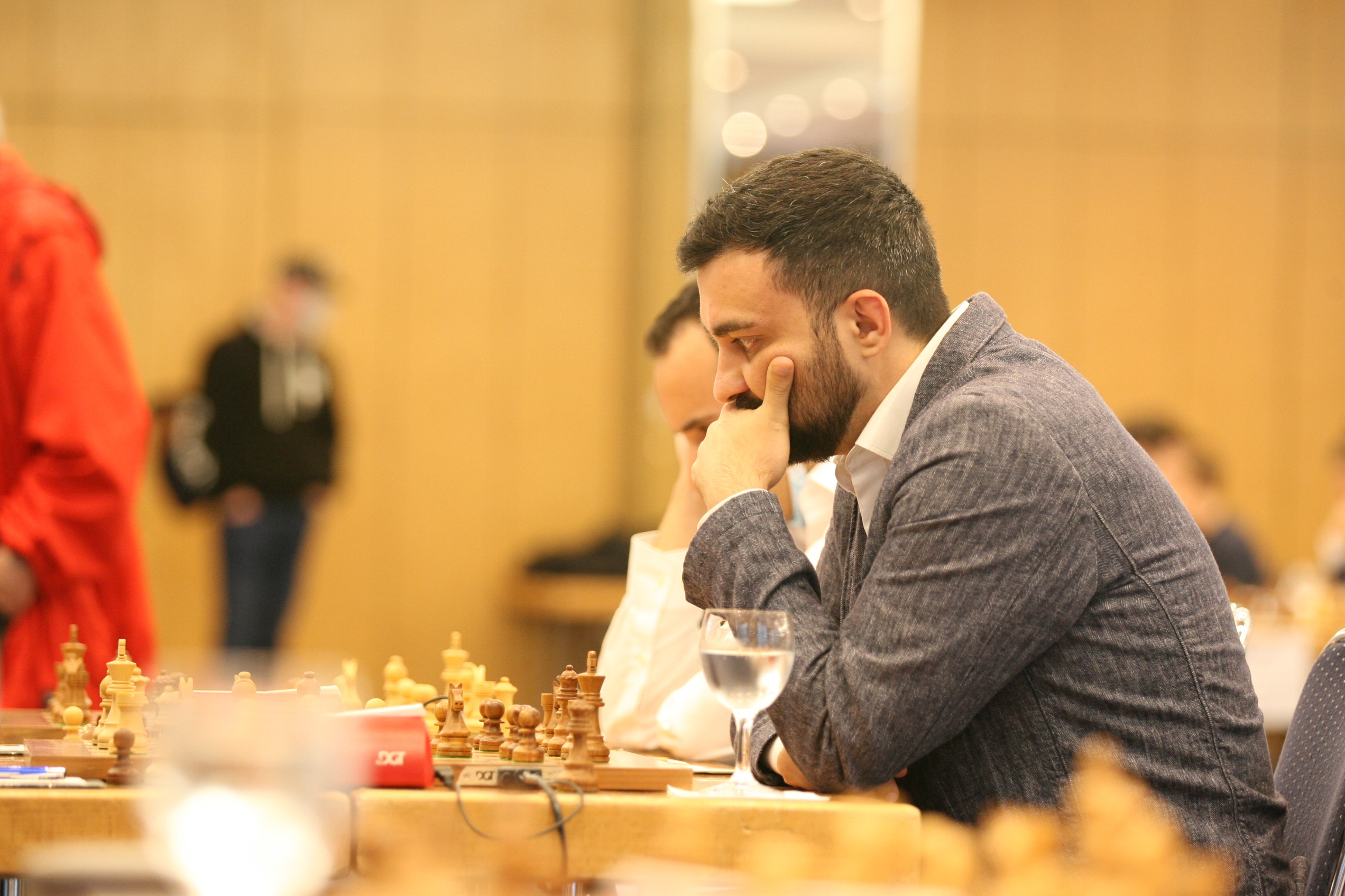 Igor Kovalenko bei der Meisterschaftsrunde 2021 in Berlin. | Foto: Johannes Winkler/Schachbundesliga