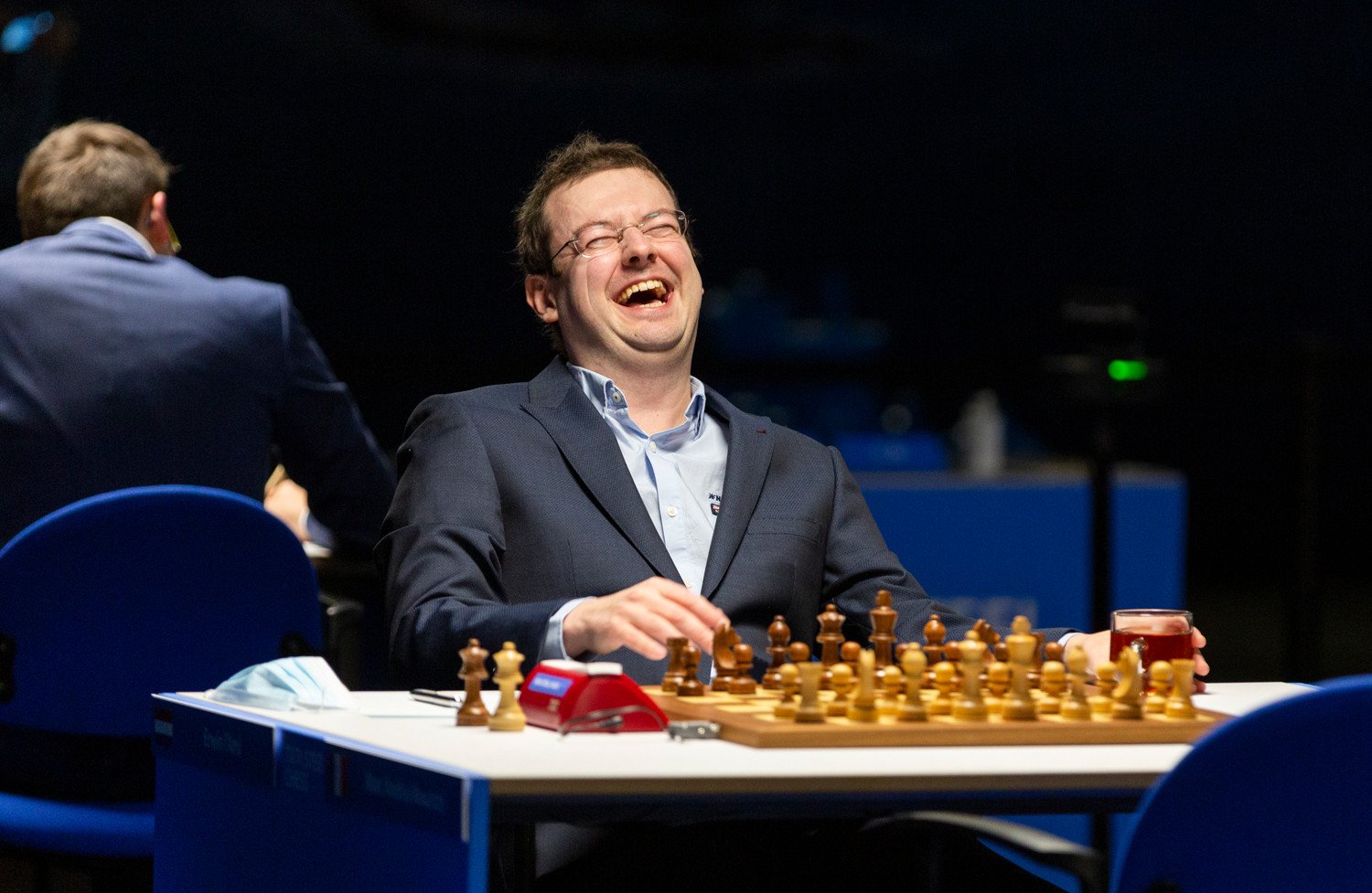 Hat gut Lachen: Erwin l'Ami (hier beim Tata Steel Chess) sicherte den Solingern einen Punkt. | Foto: Tata Steel Chess
